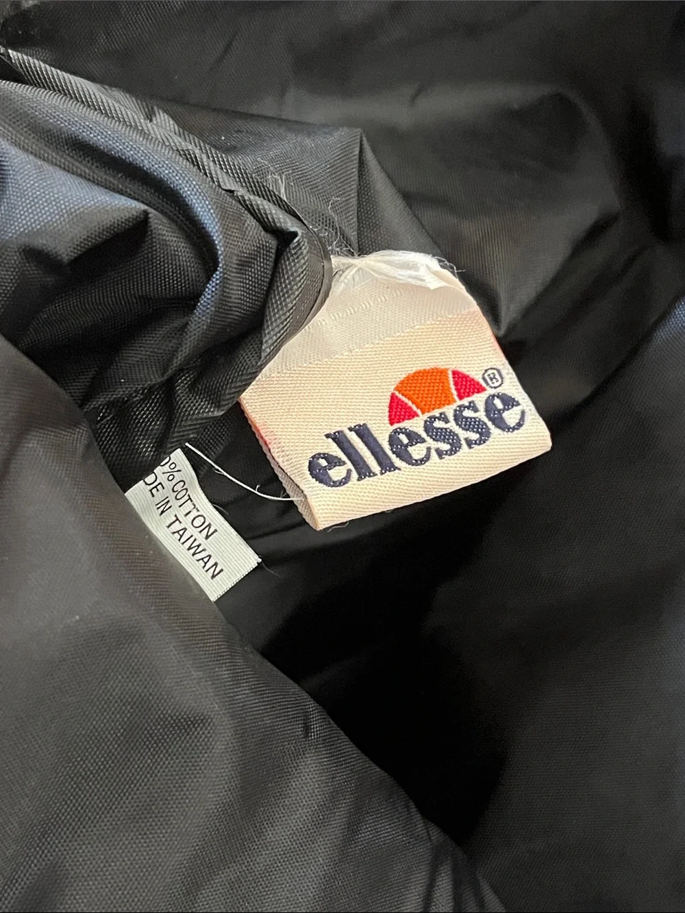 Large Vintage Ellesse 100% cotton zipper tote with tennis themed patches